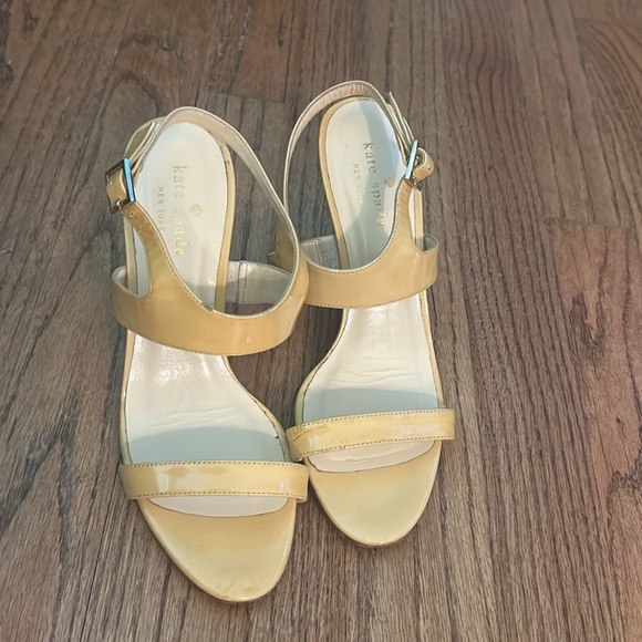 Kate Spade | Women's Wedge Heel Sandals yellow/ rainbow wedge -size 6 - Picture 4 of 6